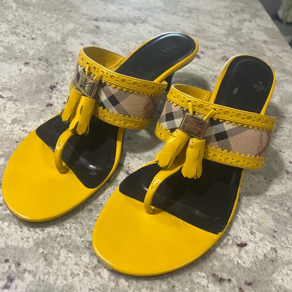 Burberry heels